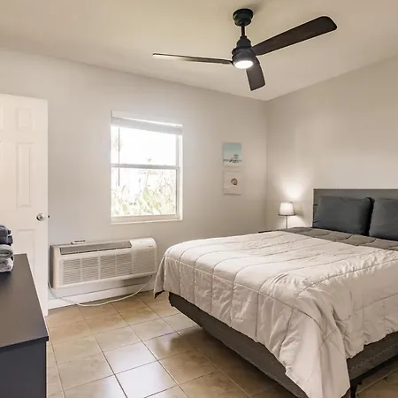Poolfront Cottage Near Beach With Full Kitchen! Fort Myers Exterior foto