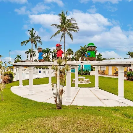 Poolfront Cottage Near Beach With Full Kitchen! Fort Myers Exterior foto