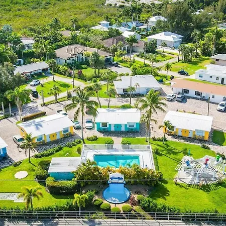 Poolfront Cottage Near Beach With Full Kitchen! Fort Myers Exterior foto