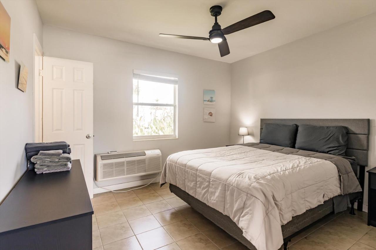 Casa de Férias Poolfront Near With Full Kitchen! Fort Myers
