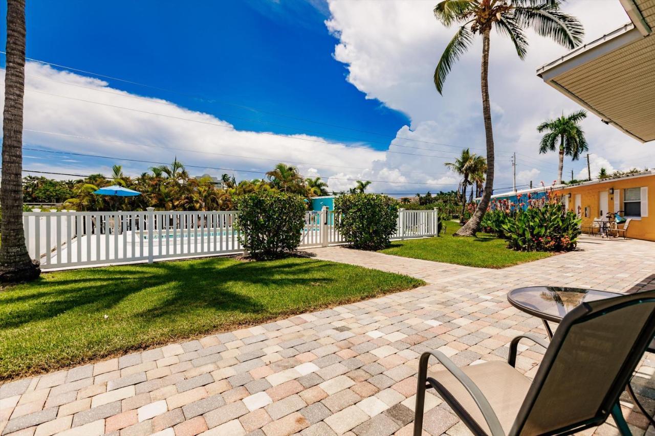 Poolfront Near With Full Kitchen! Casa de Férias *